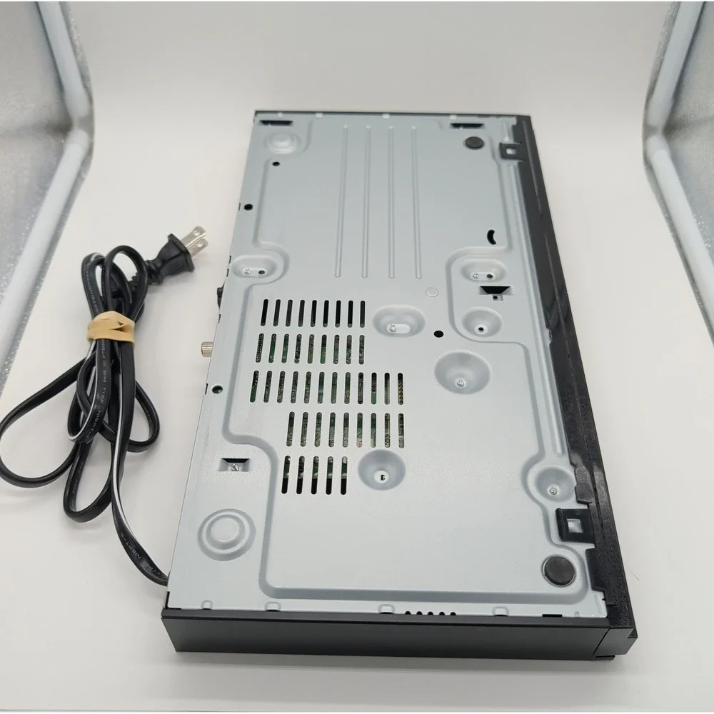 SAMSUNG BD-E5300 Blu-Ray  DVD Player with Remote Tested & Working EUC